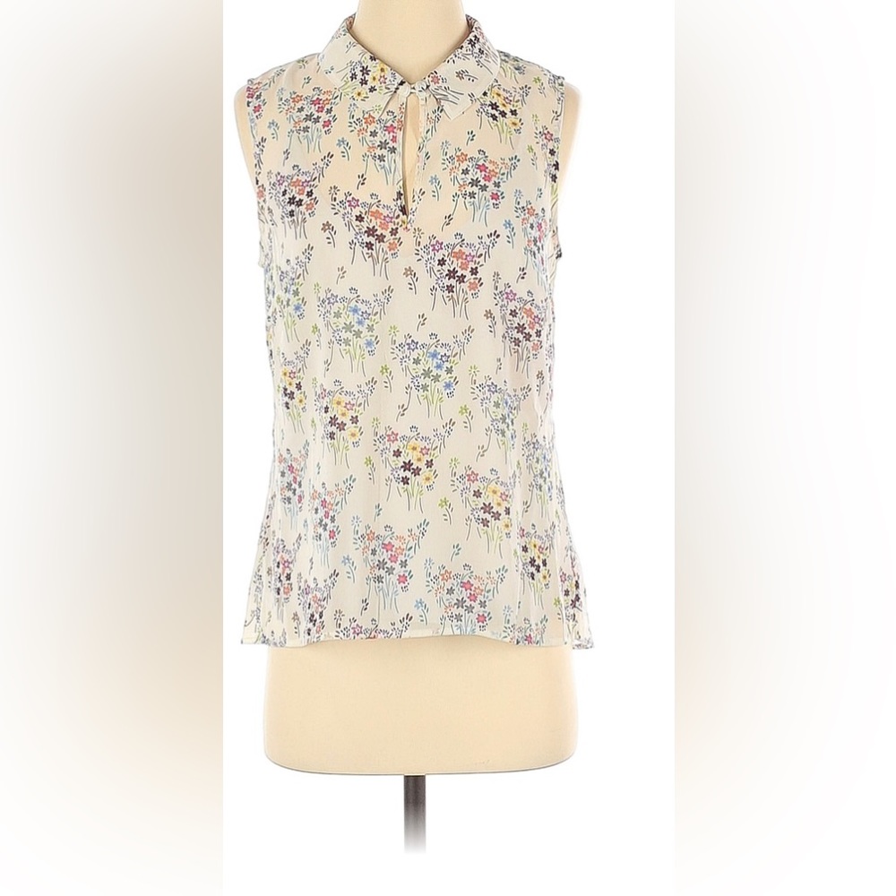 Cabi - sleeveless blouse, floral ivory, collared